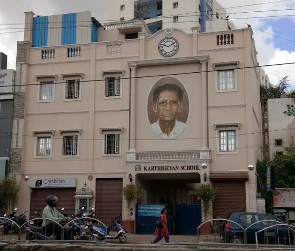 Karthikeyan Matric Hr.sec Scho