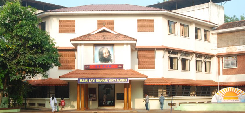 SRI SRI RAVISHANKAR VIDYA MANDIR (S.S.R.V.M) AZHAPUZHA
