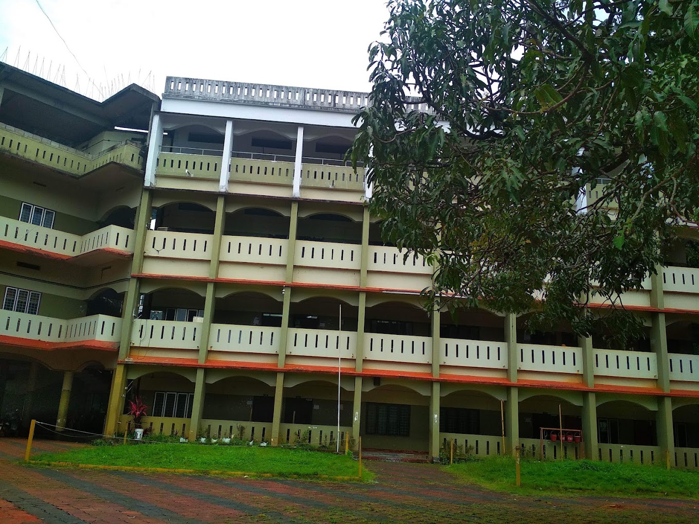MAHLARA PUBLIC SCHOOL KOZHIKODE