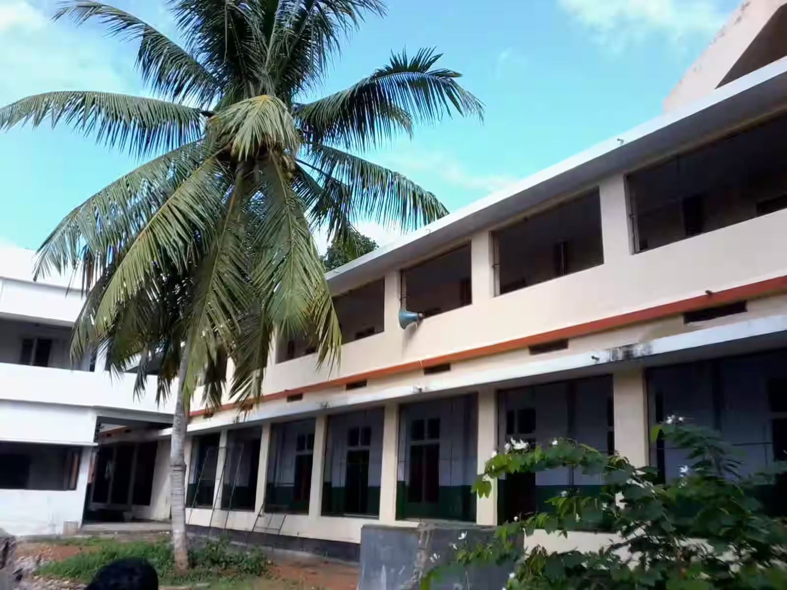 MAR GREGORIOS ENGLISH MEDIUM SCHOOL ERNAKKULAM