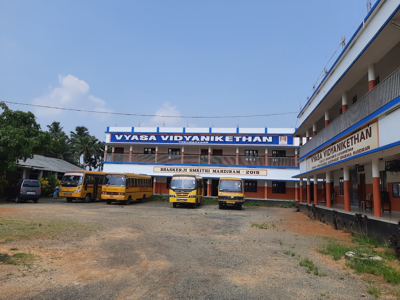 VYASA VIDYANIKETHAN ENGLISH MEDIUM SCHOOL ERNAKKULAM
