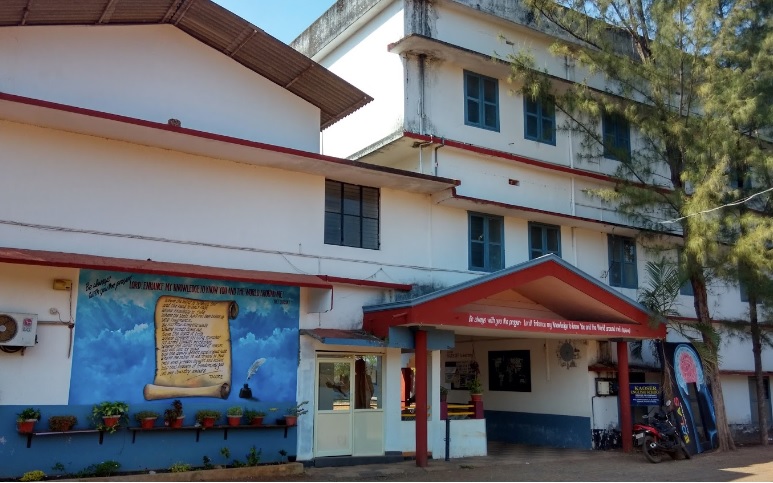 KAOSER ENG SCHOOL KANNUR