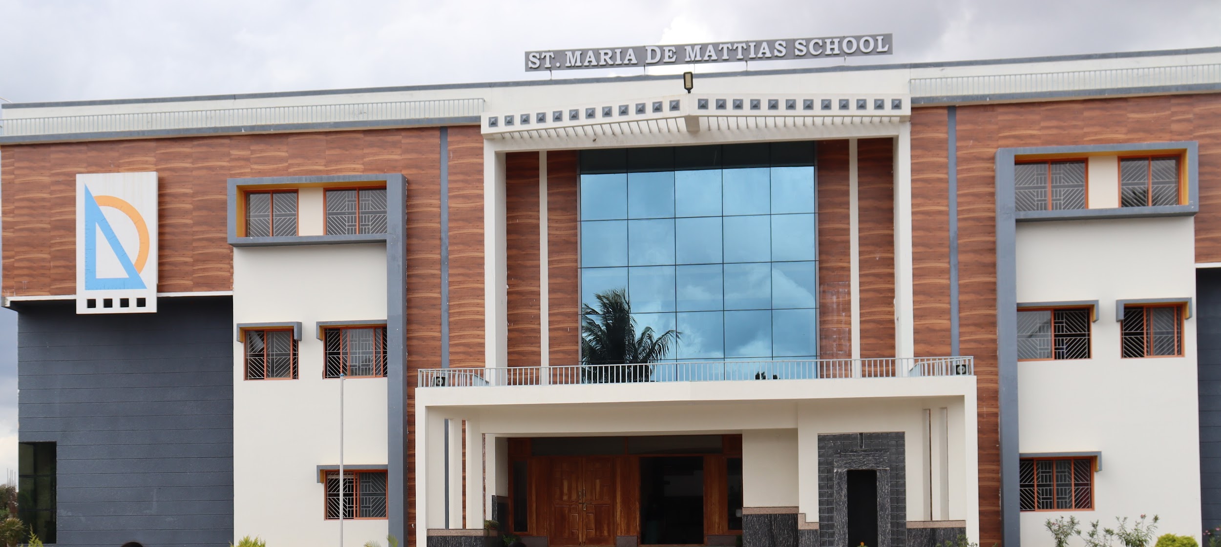 ST. MARIA DE MATTIAS ENGLISH MEDIUM SHOOL KANNUR