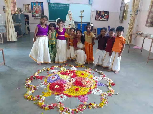 Thai Lakshmi Mat.school