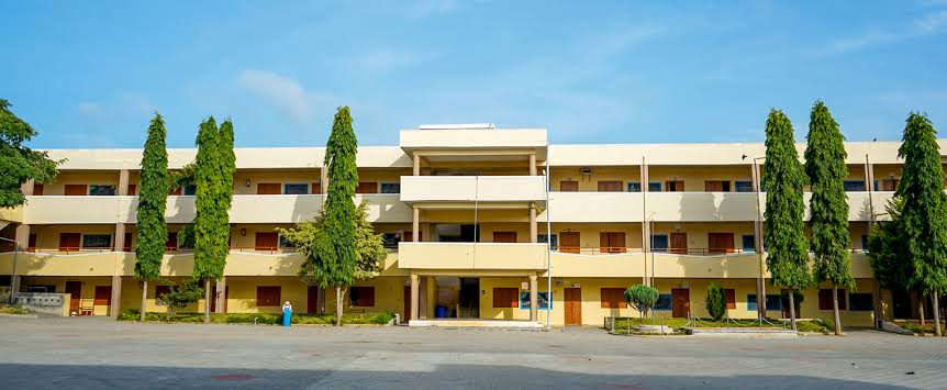 Holy Cross Mat Hss. Kanuvai