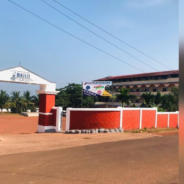 MAJLIS ENGLISH MED SCHOOL KASARGOD
