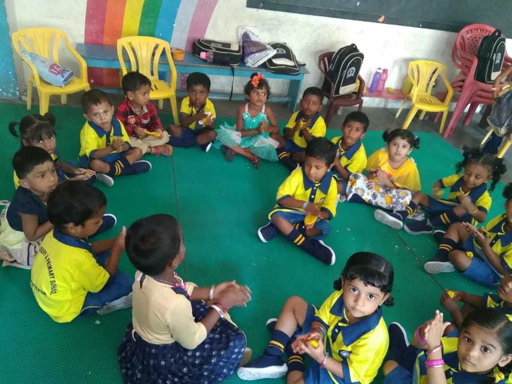 V, Sundari N&p School