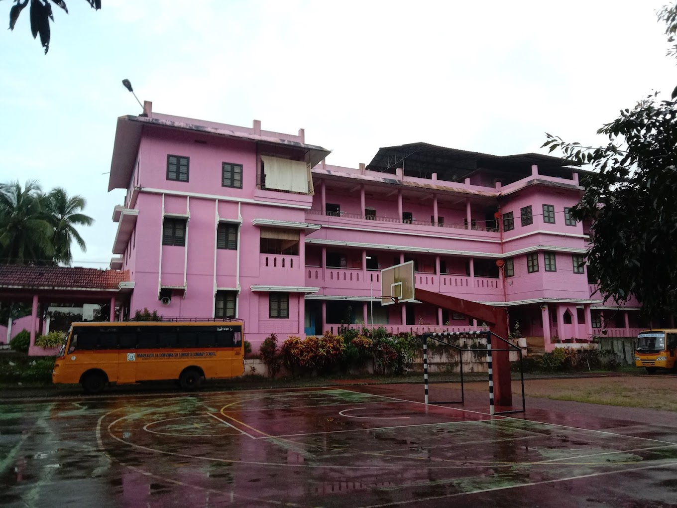 MARKAZUL ULOOM ENGLISH SCHOOL MALAPPURAM