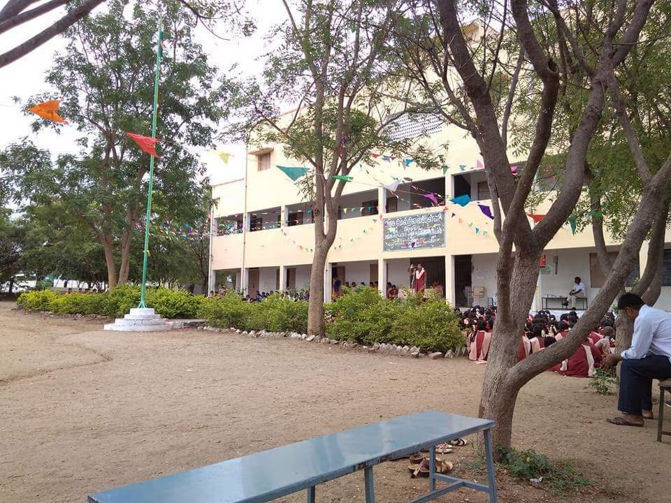 P.u.p.s Karuvanoor