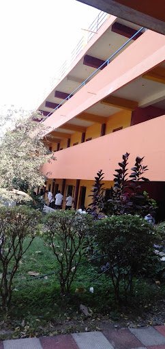 Sri Lakshmi Vidya Bavan Matric Hr. Sec. School