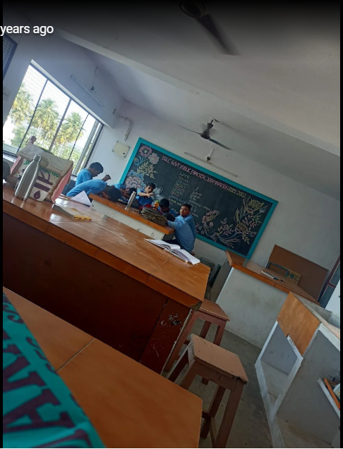 Kamarajar Ms, Sholavandan