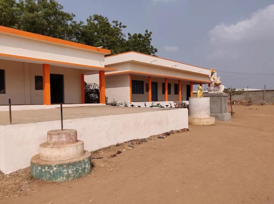  GOVT.HS YERRAGONDA PALEM