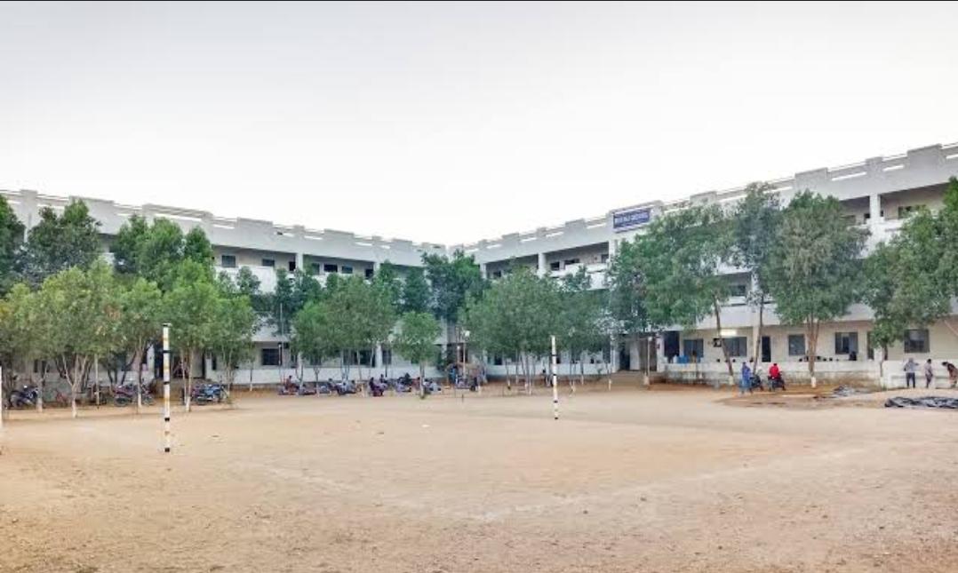 SRI RAJU HIGH SCHOOL