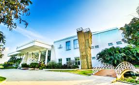 Oakridge International School