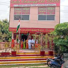 Smiling Kids Play School