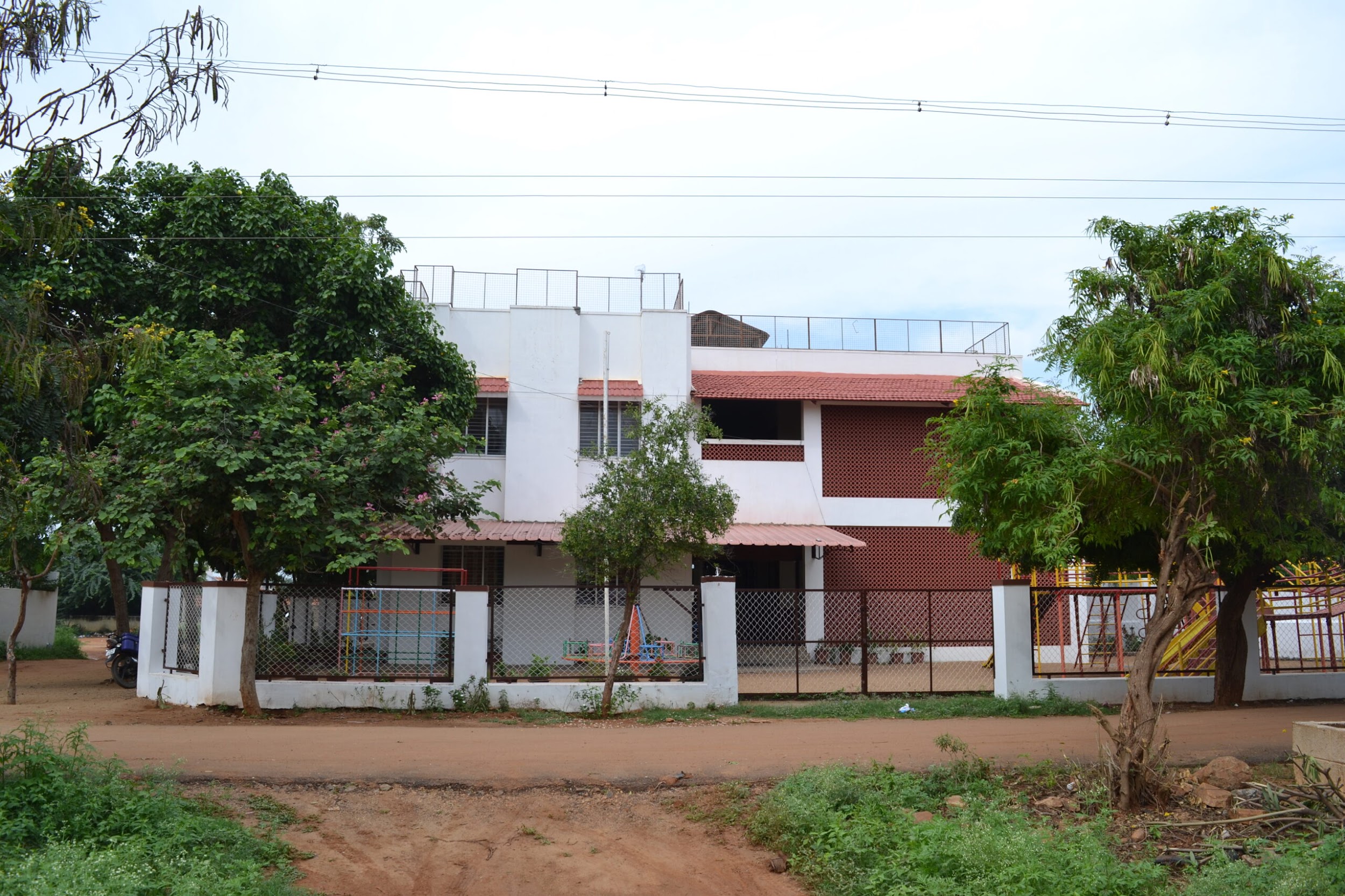 Shaanthi Nur & Pri School